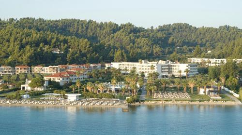 Kassandra Palace Seaside Resort - Accommodation - Kriopigi