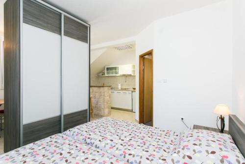 Studio with Terrace - Gomila 12 a