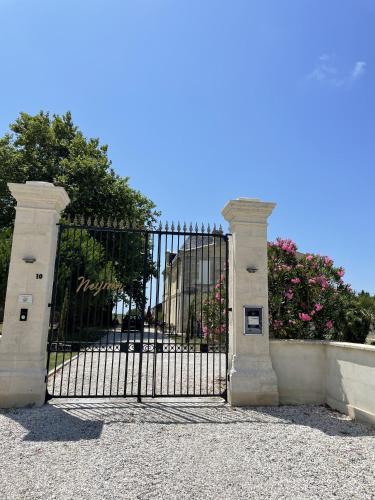 Château de Neyran chambre d'hôtes & Spa