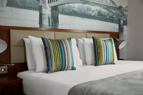 Seraphine Hammersmith Hotel Sure Hotel Collection by Best Western - image 2