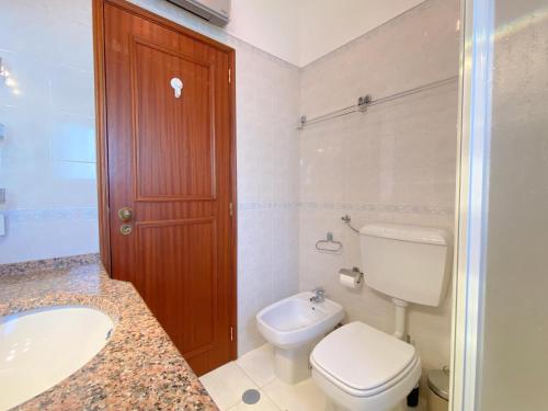 Charming Penthouse with Sea View in Lagos #1931 - image 3
