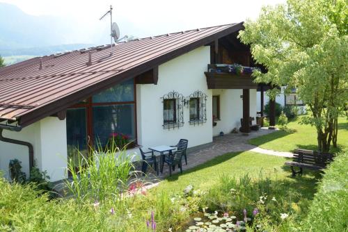 Ferienwohnung Gästehaus Am Buchenbichl