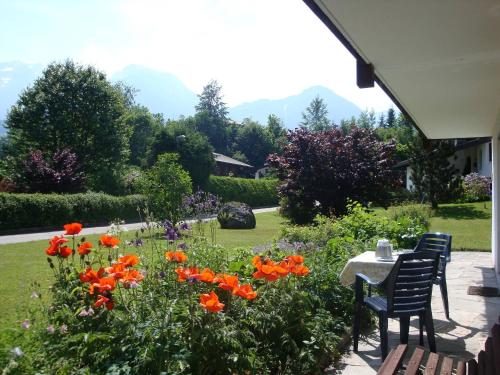 Two-Bedroom Apartment with Terrace and Garden