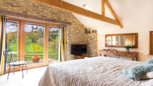 BADGERS HOLLOW BADGERS HOLLOW