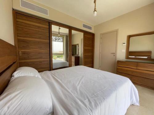Mangroovy - 1BR Ravishing Lake and Mountain View, Hurghada (foto 9)