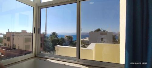 Happy Beach For Studio Rooms Apartment شاطئ السعادة للشقق المفروشة 3