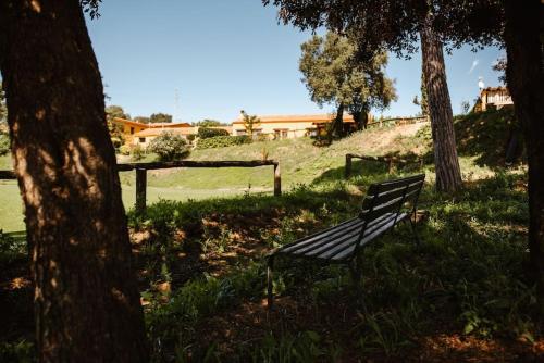 LOS TILOS Casa rural en el campo.