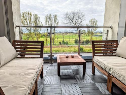 Beautiful 2 bedroom flat overlooking golf course in Carnoustie