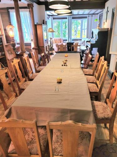 Maison familiale avec spa et accès au fleuve (Maison familiale avec spa et acces au fleuve) in Beaumont (QC)