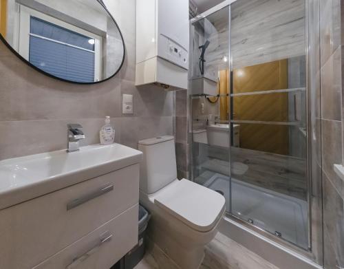 Four-Bedroom House image 3