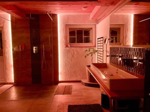 Ferienwohnung mit Luxusbad, Terrasse Ostseenähe (Ferienwohnung mit Luxusbad, Terrasse Ostseenahe) in Gremersdorf