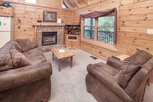 ER314- Y'all Come Back Now- Great location- Close to town cabin - image 11