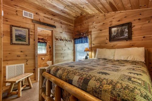 MYSTIC MOUNTAIN - GREAT LOCATION! CLOSE TO ALL THE ACTION! cabin - image 14