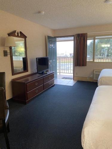 AmeriCoast Inn - image 12