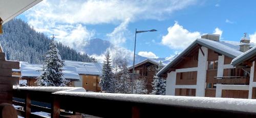  Ski in/out 150 m, 2 chambres , 6 personnes. in Verbier