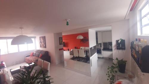 Apartamento em Moema Adaptado Inteiro e Completo