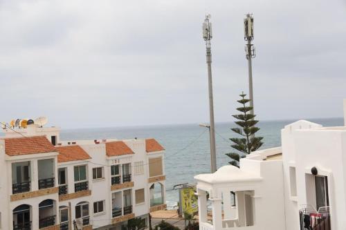 appartement de luxe front mer à DAR BOUAAZA (appartement de luxe front mer a DAR BOUAAZA) in Dar Bouazza