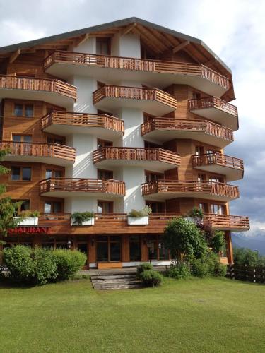  Apartment 162 - Bristol, Pension in Villars-sur-Ollon