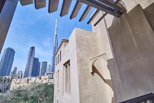 Golden homes Burj khalifa view Yansoon 1BR heart & Soul old town Beside Dubai mall Burjh Khalifa, Dubái (foto 2)