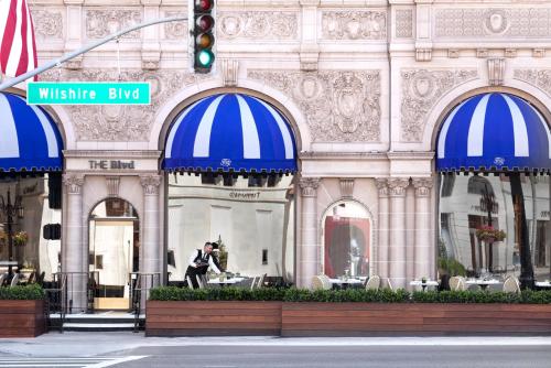 Beverly Wilshire A Four Seasons Hotel - image 11