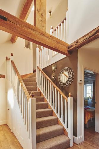 The Luxury Barn - image 4