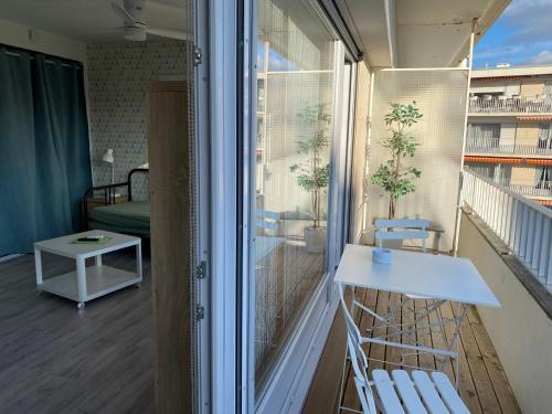 Studio Amicie 27m2, balcon couvert, près centre-gare-cathédrale, wifi - Location saisonnière - Reims