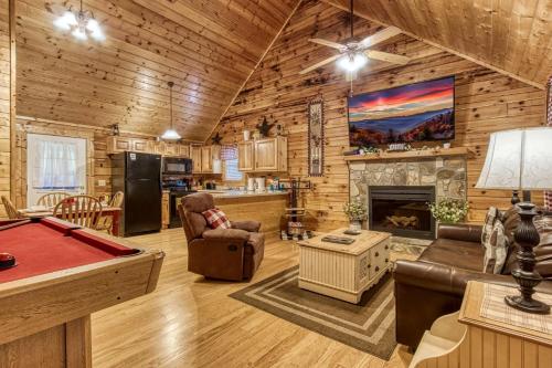 Little Slice of Heaven -1BR 1BA Close to Town and Resort Amenities cabin in Pigeon Forge, USA