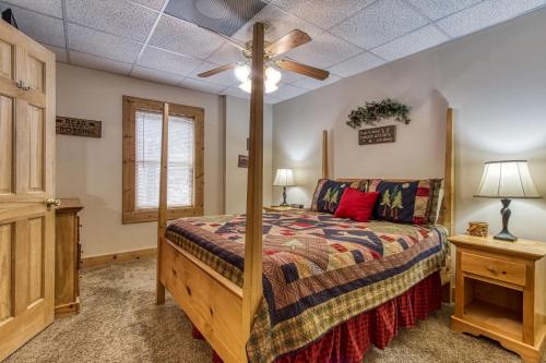 ER6 - On Eagles' Wings - Great location Close to all the action! cabin - image 12