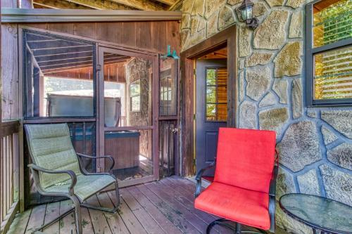 ER1 - Smoky Mountain Escape Great location - Close to town! cabin - image 6