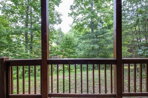 ER65 - Eagles Point - Great location Close to all the action! cabin - image 8