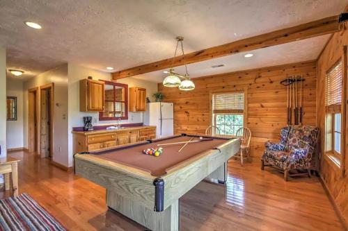 ER104 - R Tribe's Treehouse - Great location - Close to town! cabin, Pigeon Forge (zdjęcie 6)