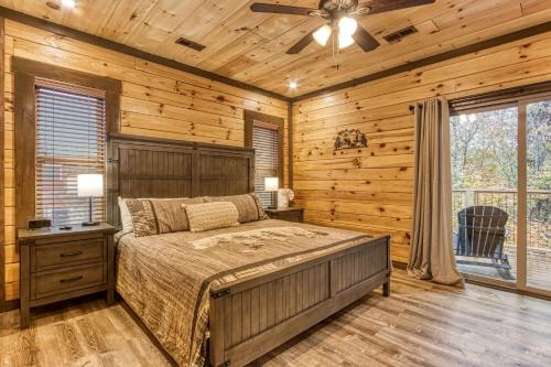 ERN823 - EAGLE FALLS - GREAT LOCATION WITH PRIVATE HEATED INDOOR POOL! CLOSE TO TOWN! cabin - main image