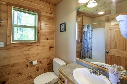 Two-Bedroom House image 8
