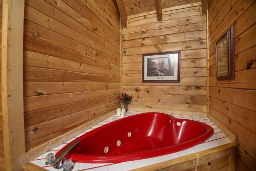 ER58 - Blue Heaven - Great location! Close to all the action! cabin - image 11