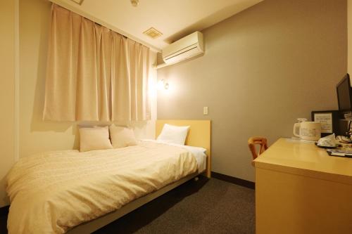 Economy Single Room - Non-Smoking