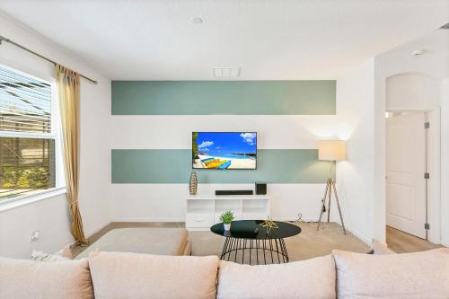6BR Mansion - Family Resort - Private Pool BBQ and Games! - image 14