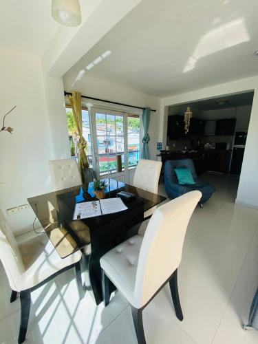 บริการและสิ่งอำนวยความสะดวก, Apartamentos Sweet Island in ลาโลมา