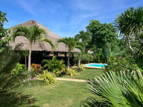 Cabagnow Seaside Resort in Anda