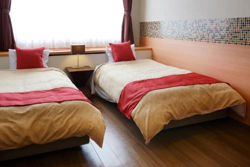 Twin Room - Non Smoking room in Hotel Seiryu Japanese Spa inn with spectacular view in Osaka