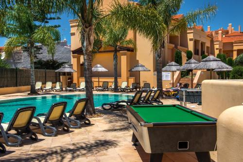 Baia da Luz Resort - image 9