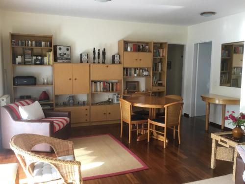  AGIA PARASKEVI appartement près du métro in Athen
