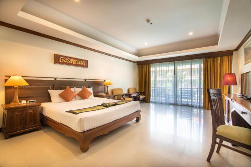 Avalon Beach Resort (SHA Certified) in Pattaya