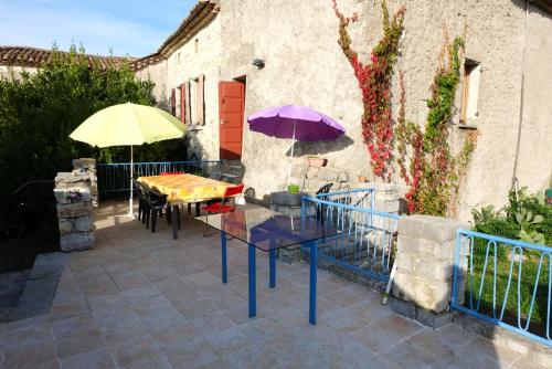 Propriete de 7 chambres avec terrasse a Beaulieu - Location saisonnière - Beaulieu