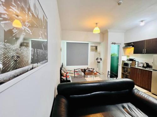 Sweet Home with WiFi and Netflix, Manila