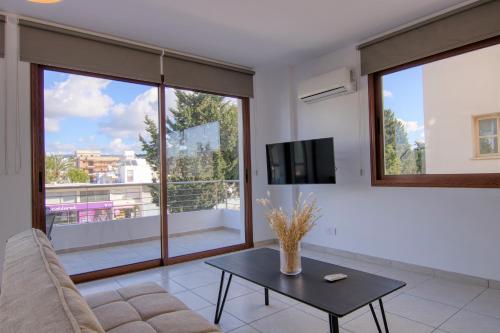 Phaedrus Living: City Flat Palas 103