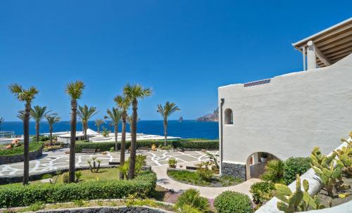 421872136 Therasia Resort Sea and SPA - The Leading Hotels of the World