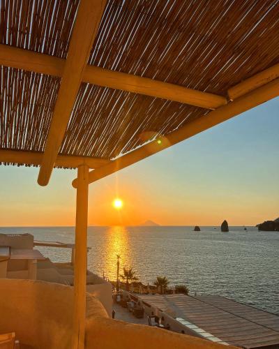 Therasia Resort Sea and SPA - image 2