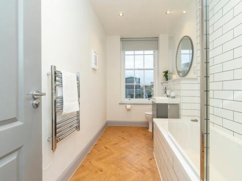 Stunning 2 bed retreat in the heart of Bath - Pass the Keys, Bath (foto 3)