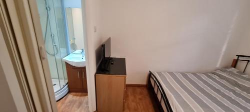 Luton, LU3 Double Ensuite room