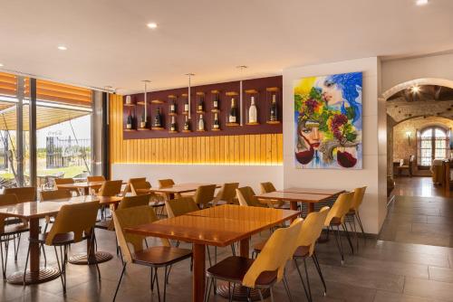 Pub/Lounge, Hotel Restaurant Sol i Vi in Can Cartro